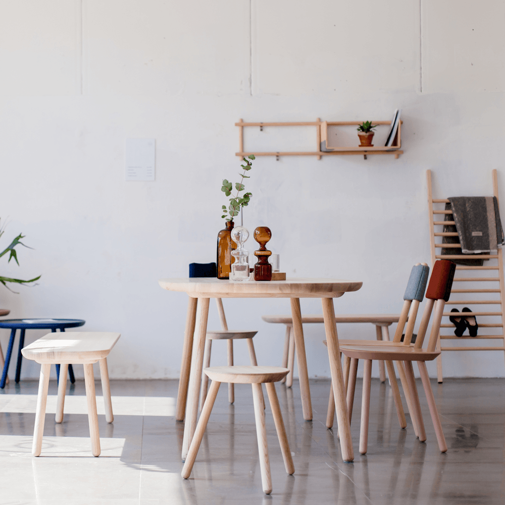 5 sustainable dining chairs of different styles