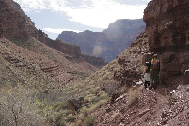 Hiking back to camp along Tapeats Creek