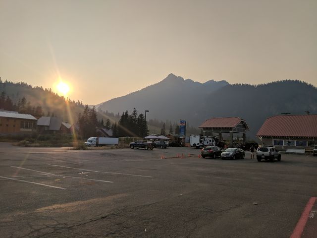 The, er, "town" of Snoqualmie Pass