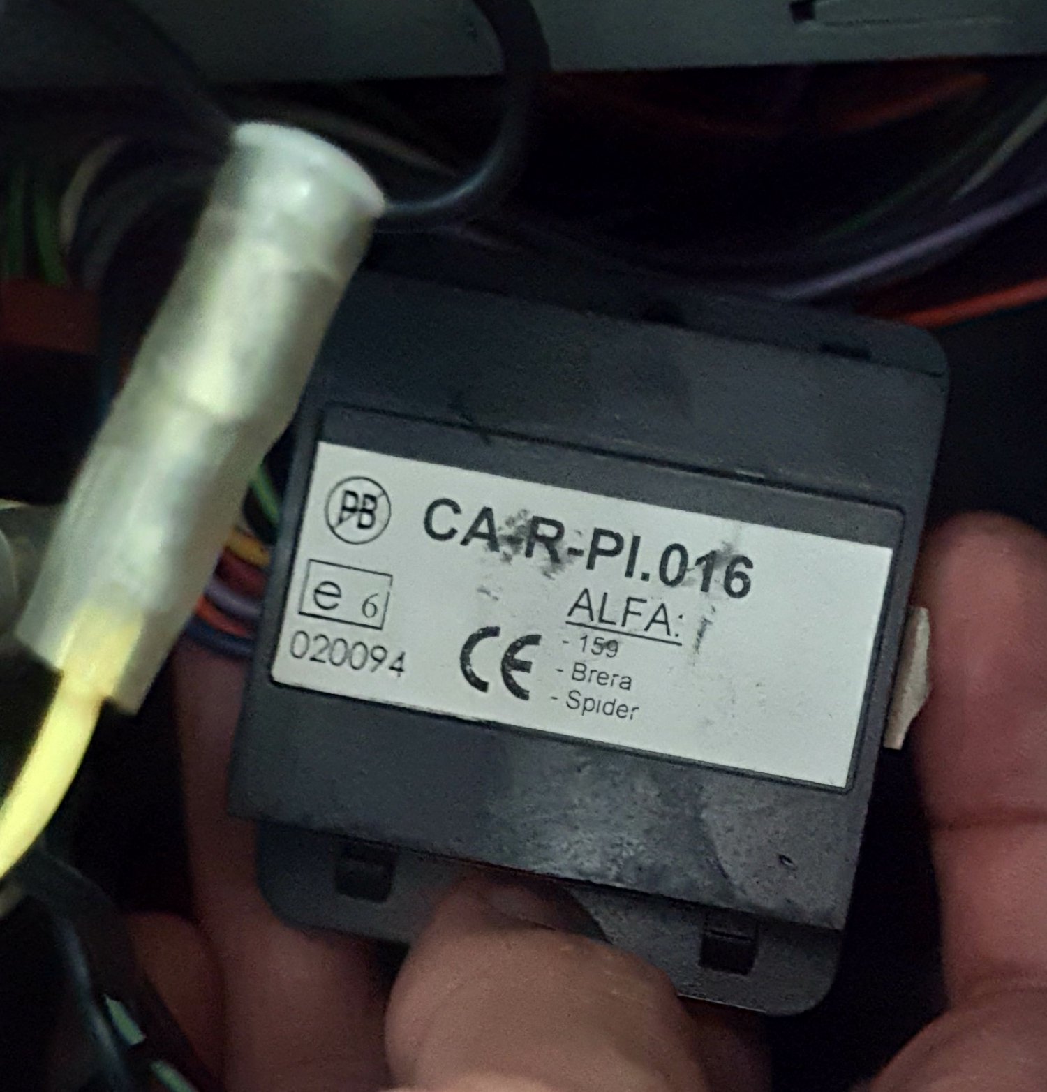 За пионером обнаружен can-bus с обнадёживающим надписями 159/brera/spider (CA-R-PI.016)