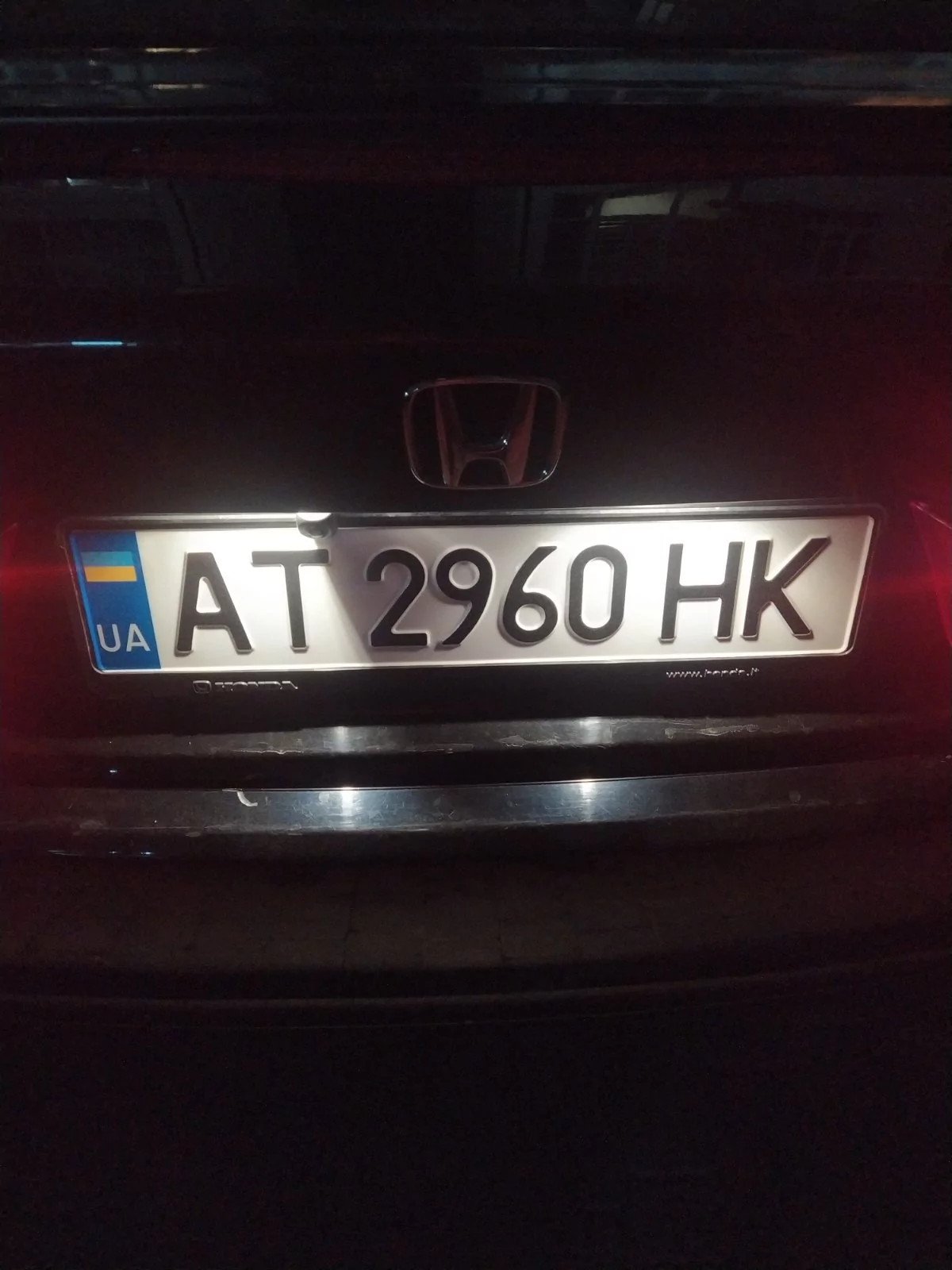 Підсвітка номера також стала краща)