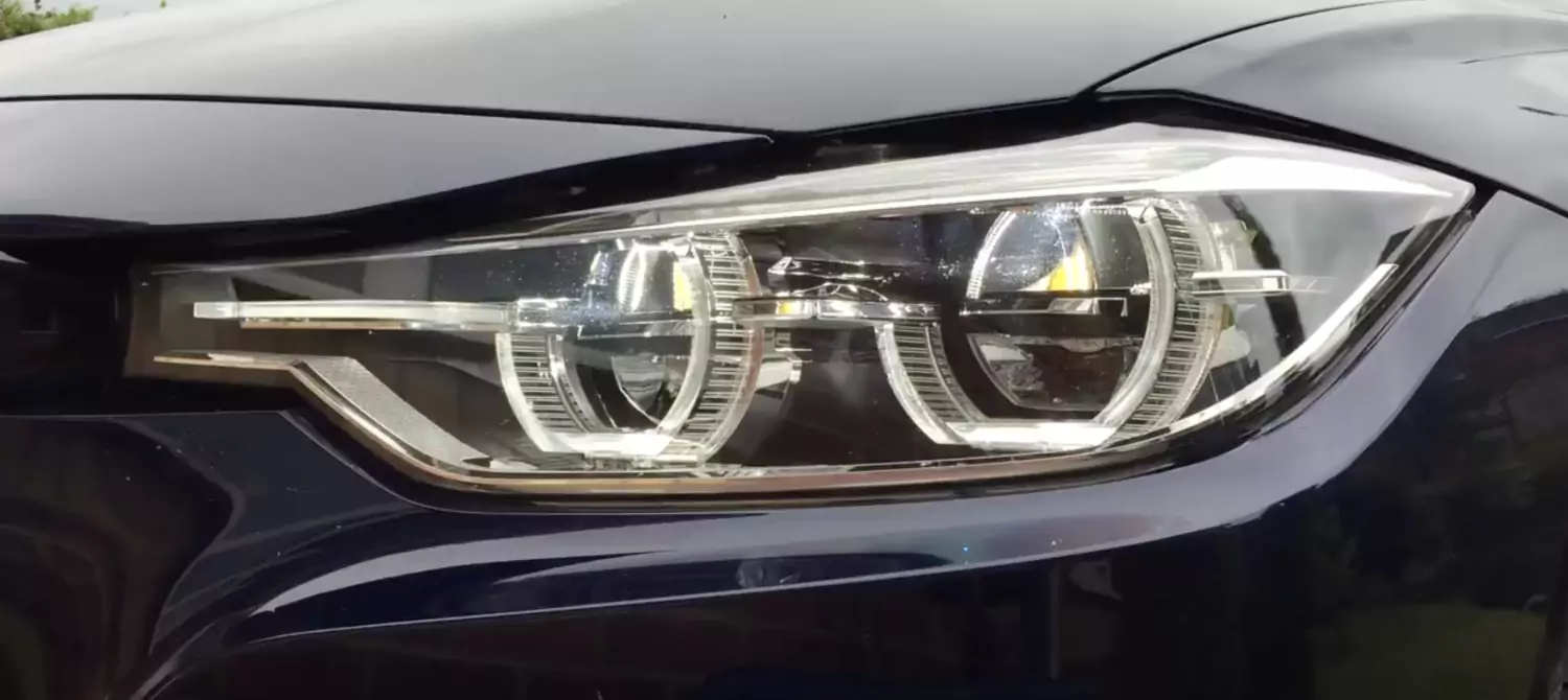 LCI Adaptive LED Headlights