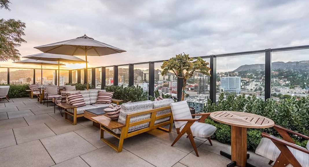 Le resto éphémère en Rooftop Créatures rouvre sur la terrasse des