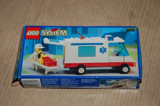 Ambulance #6666 LEGO Town