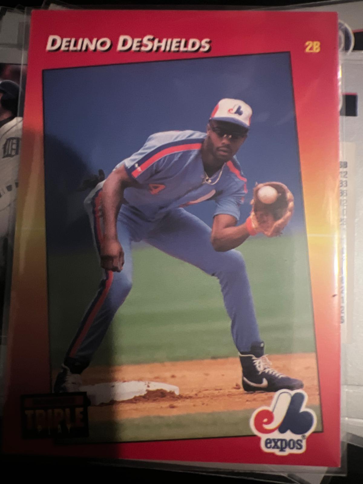 Delino DeShields #209 Baseball Cards 1992 Donruss Triple Play