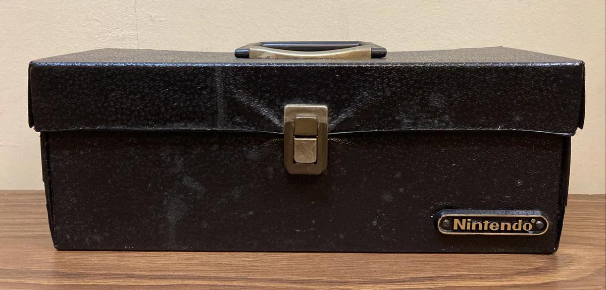 Nintendo 15 Game Storage Case NES
