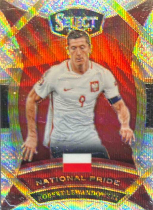 Robert Lewandowski #31 Soccer Cards 2016 Panini Select National Pride