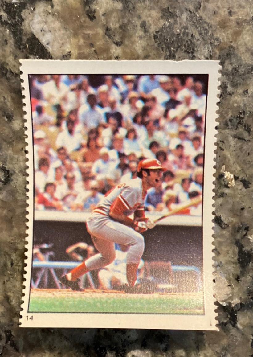 Dave Collins #14 Baseball Cards 1982 Fleer Stamps