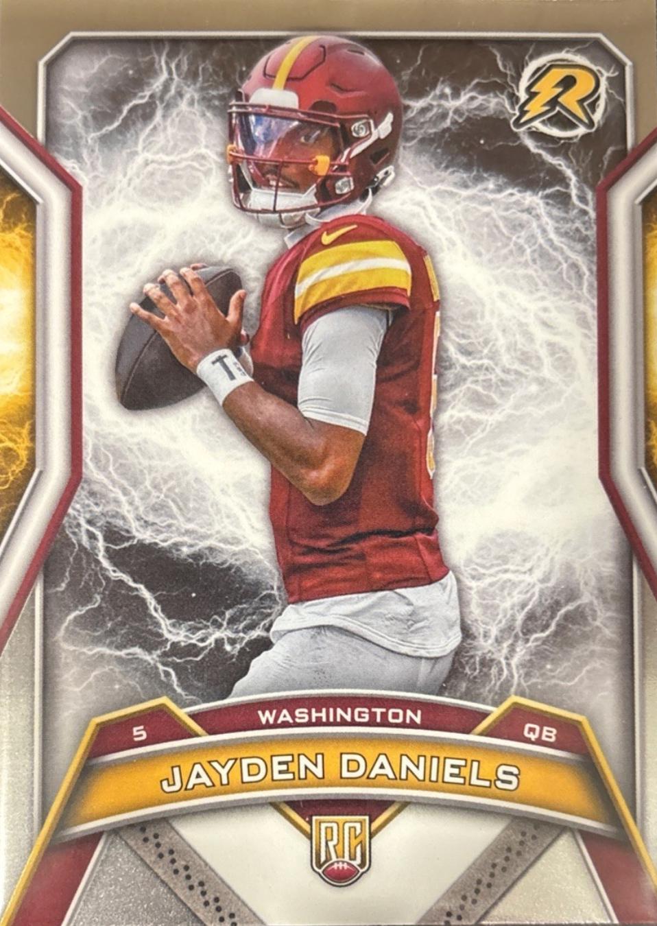 Jayden Daniels #196 Football Cards 2024 Topps Resurgence