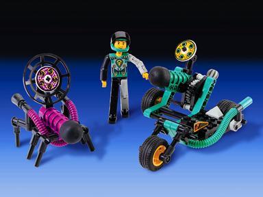 Blue Thunder Vs. The Stinger #8233 LEGO Technic