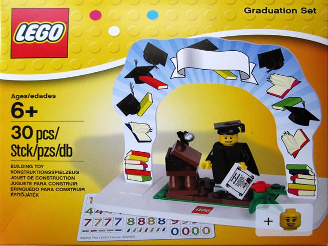 Graduation Set #850935 LEGO Holiday