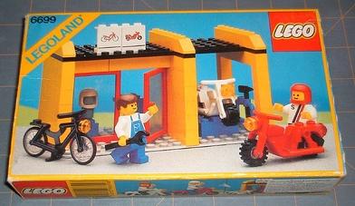 Cycle Fix-It Shop #6699 LEGO Town