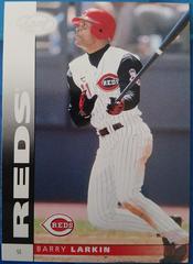 Barry Larkin #63 Baseball Cards 2002 Leaf Prices