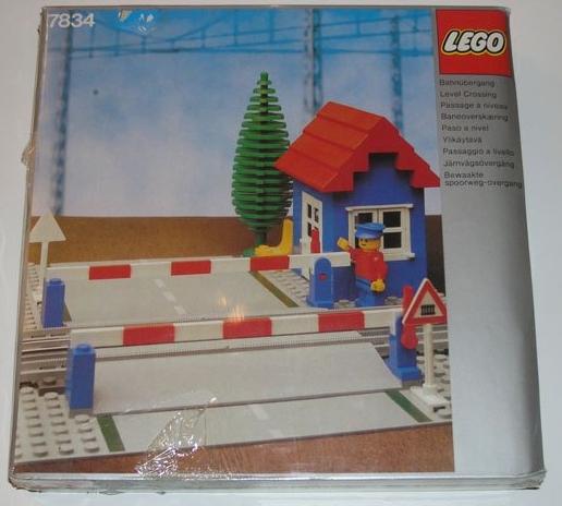 Level Crossing Manual #7834 LEGO Train