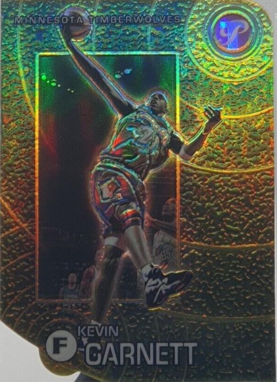 Kevin Garnett Gold Refractor #32 Basketball Cards 2002 Topps Pristine
