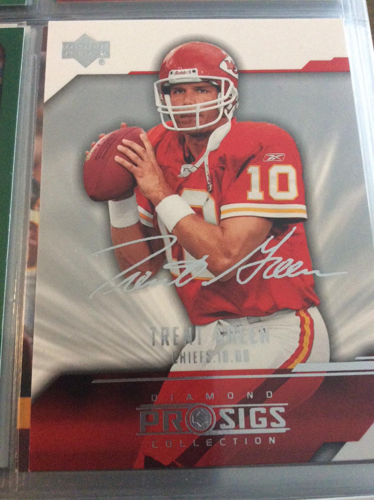 Trent Green #42 Football Cards 2004 Upper Deck Diamond Pro Sigs