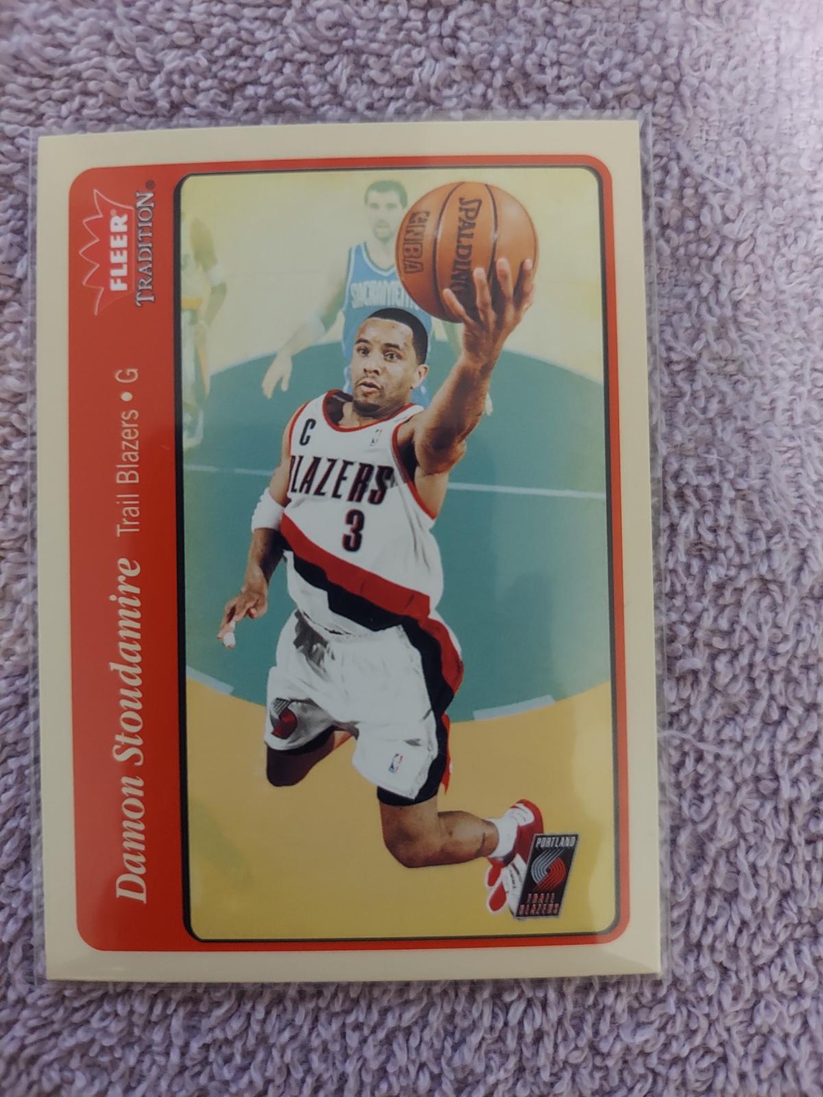 Damon Stoudamire #123 2004 Fleer Basketball