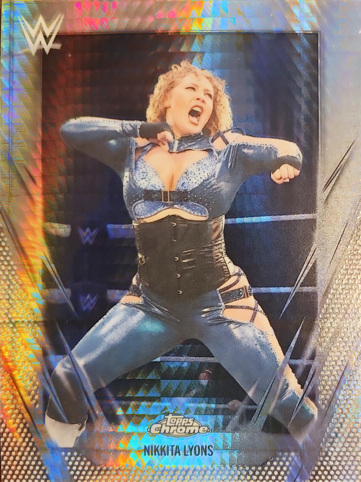 Nikkita Lyons [Prism Refractor] #39