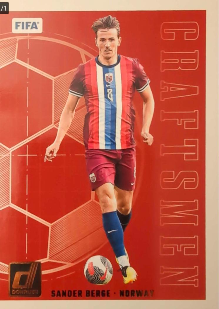 Sander Berge #9 Soccer Cards 2024 Panini Donruss Craftsmen