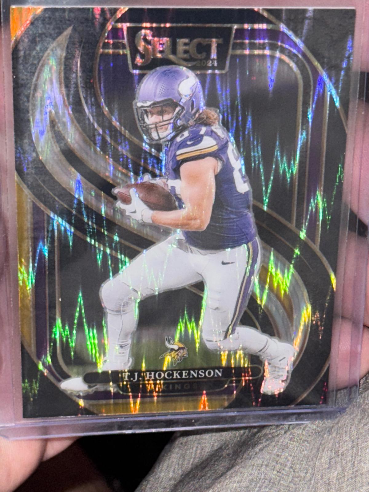 T.J. Hockenson [Black Gold Prizm Shock] #194 Prices | 2024 Panini
