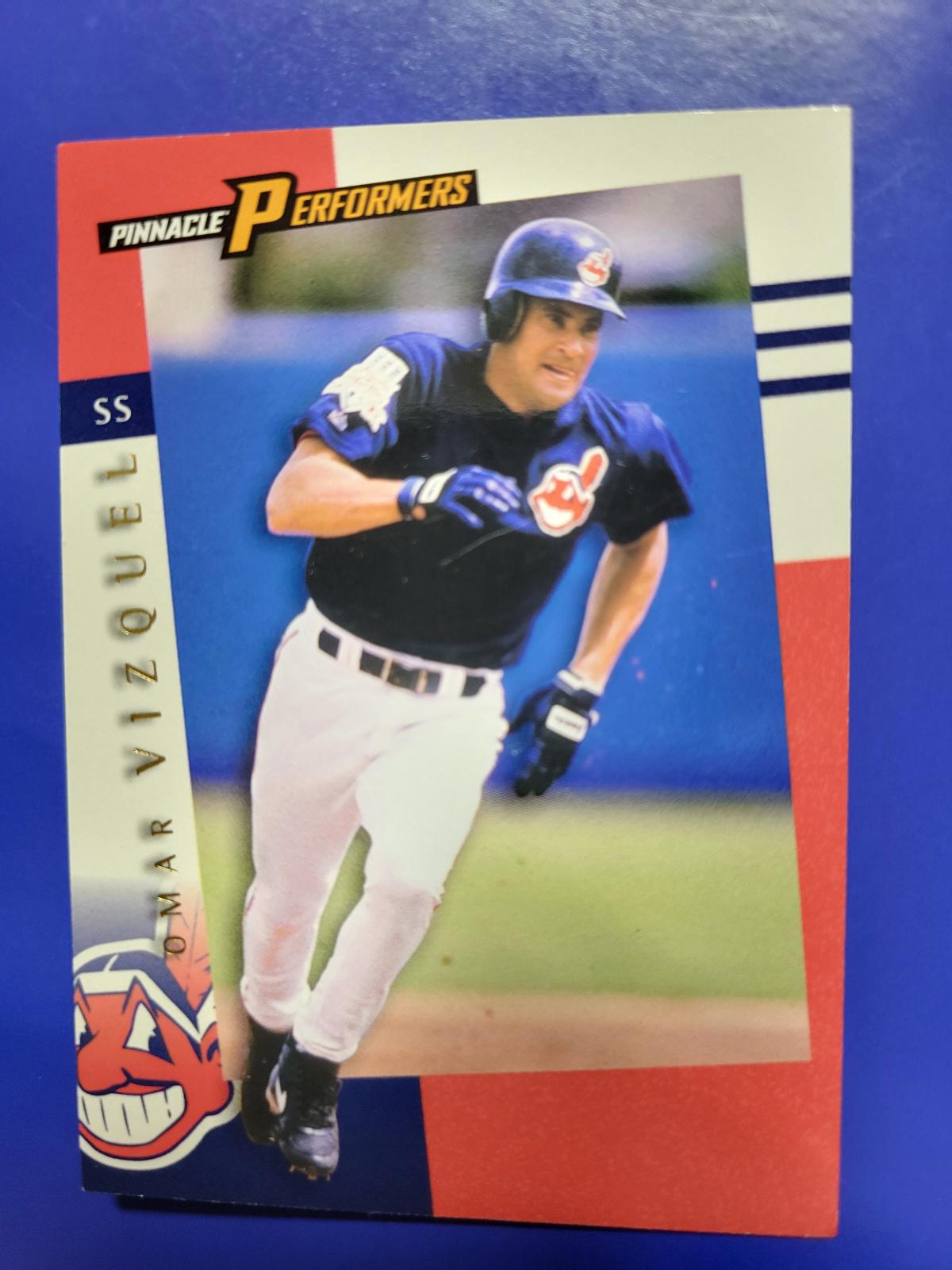 Omar Vizquel #82 Baseball Cards 1998 Pinnacle Performers