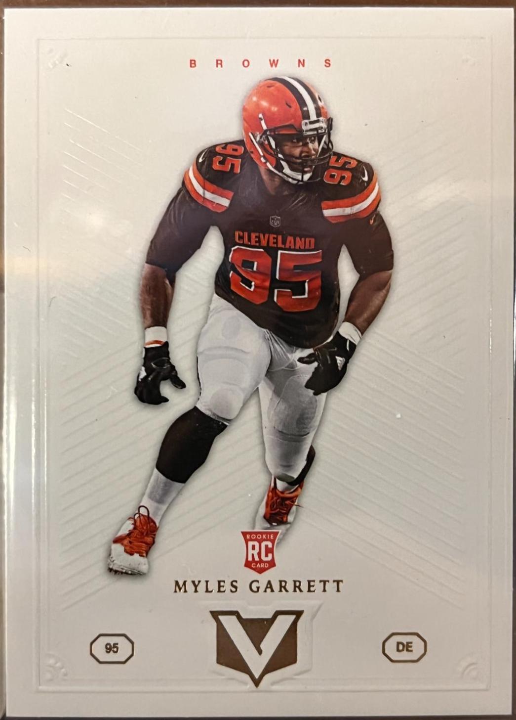 Myles Garrett #11 Football Cards 2017 Panini Vertex