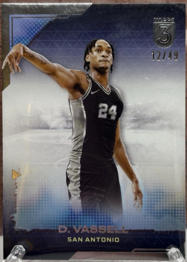 Devin Vassell #47 2023 Topps Three Basketball