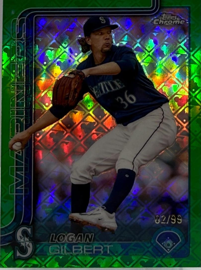 Logan Gilbert [Green Refractor] #11
