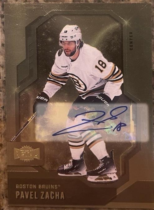 Pavel Zacha [Gold Autograph] #66