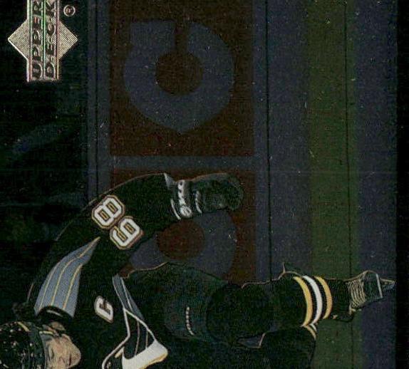 Jaromir Jagr #104 1999 Upper Deck Gold Reserve Hockey
