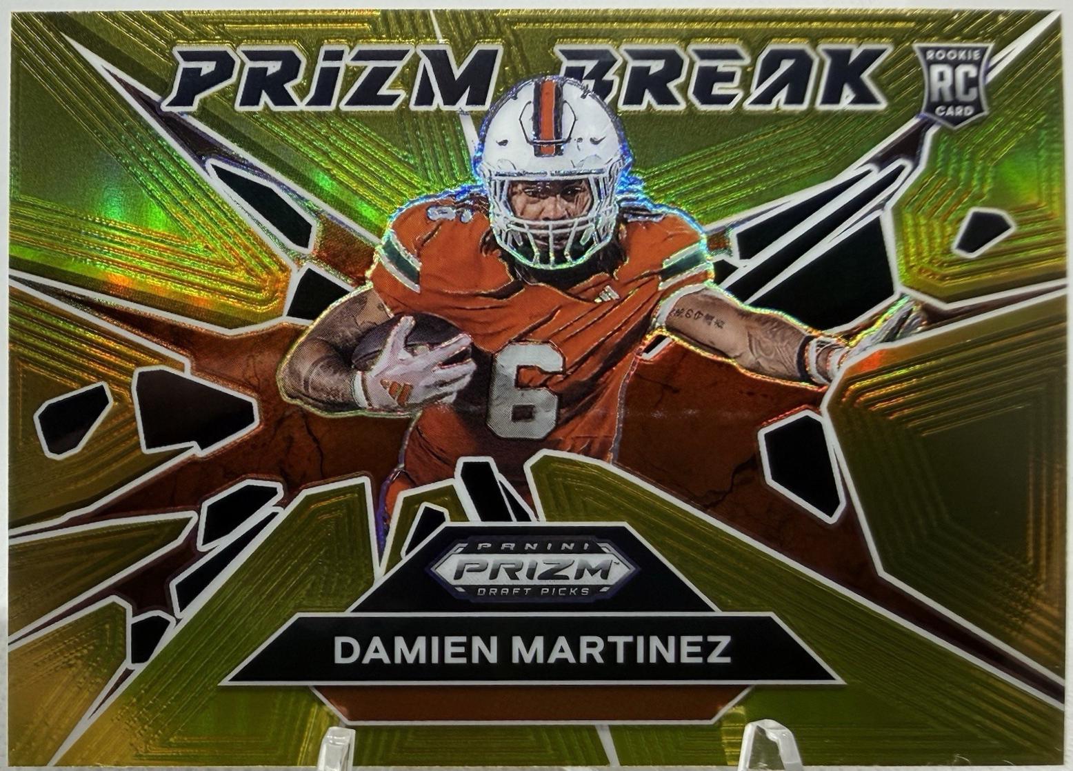 Damien Martinez [Black Gold] #16