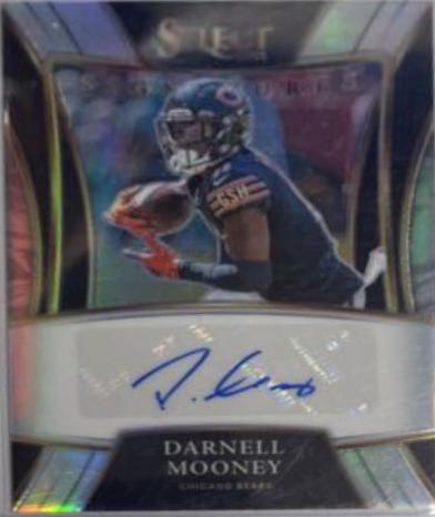 Darnell Mooney [White] #SSP-DMO