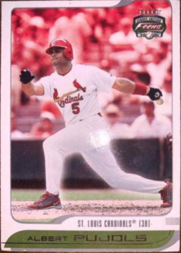Albert Pujols #50 Baseball Cards 2002 Fleer Focus