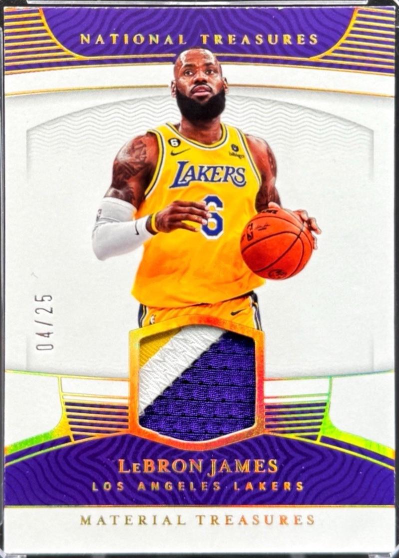 LeBron James [Gold] #1