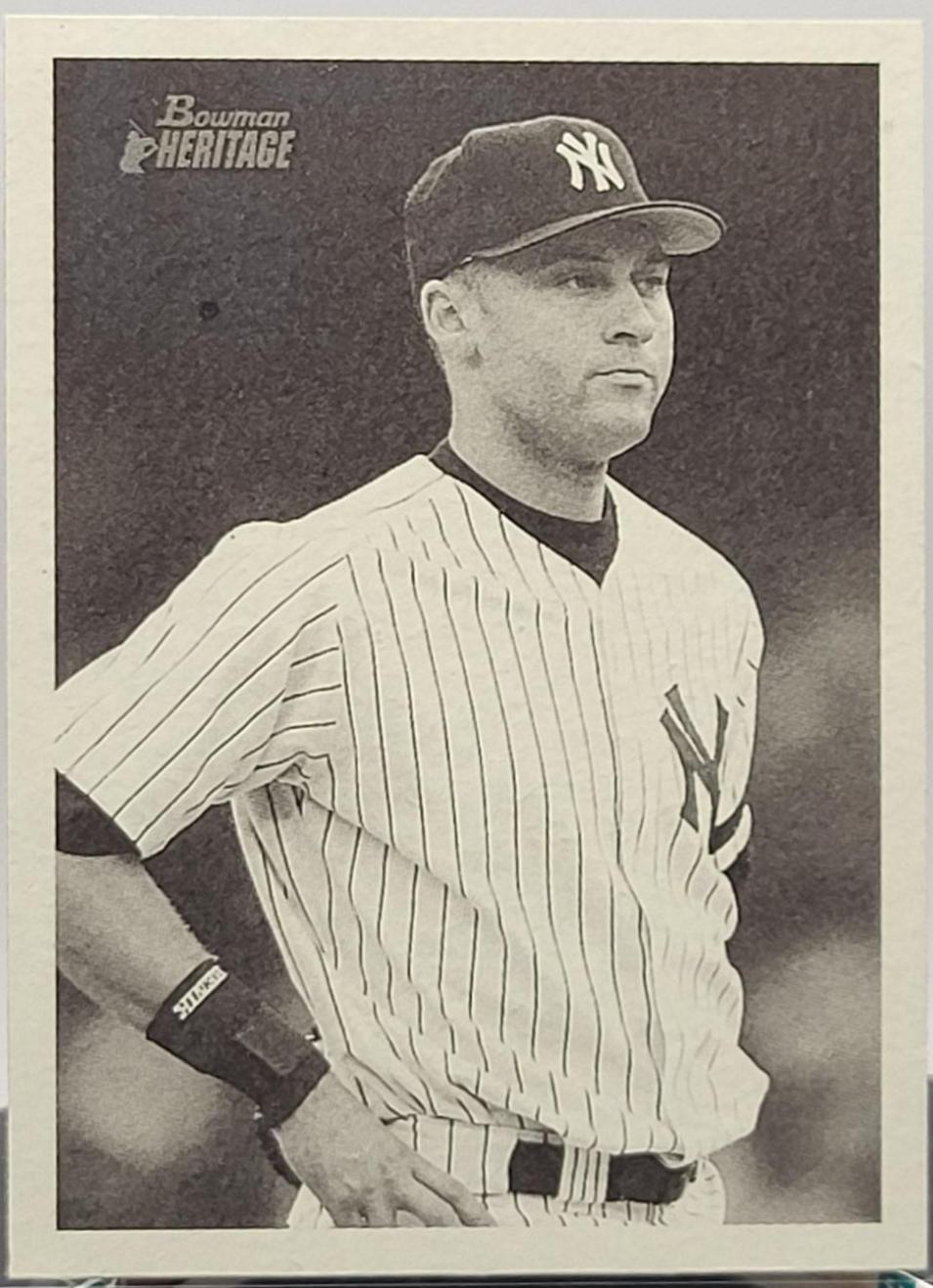 Derek Jeter #8 Baseball Cards 2001 Bowman Heritage