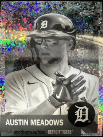 Austin Meadows [Black & White Mini-Diamond Refractor] #49