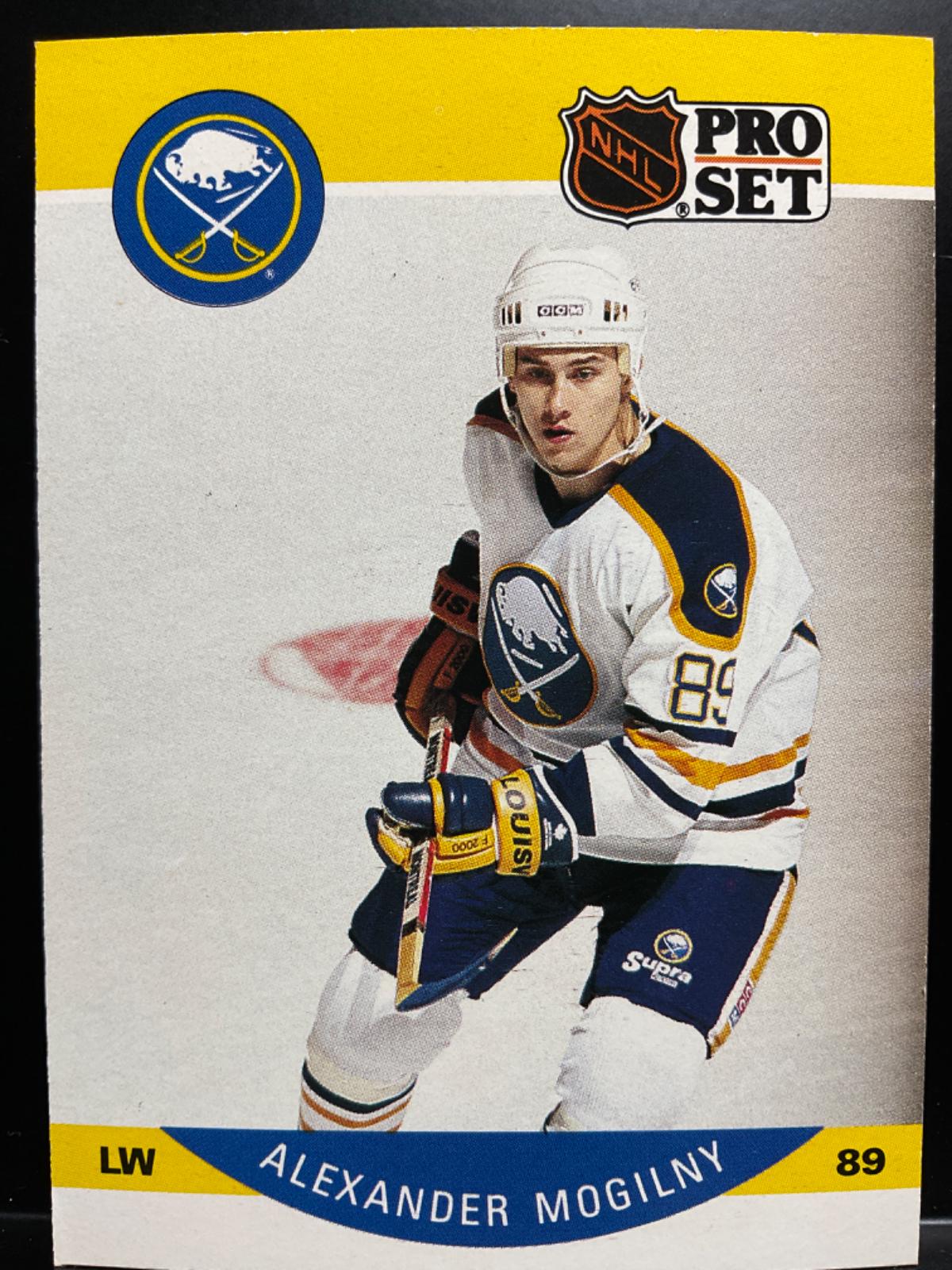 Alexander Mogilny #26 Hockey Cards 1990 Pro Set