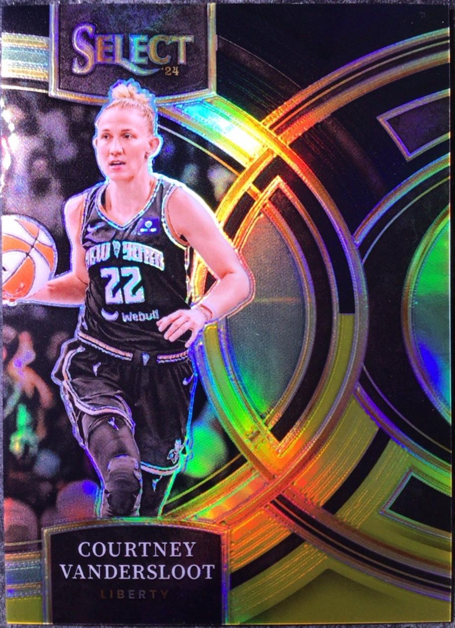 Courtney Vandersloot [Black Gold Prizm] #186