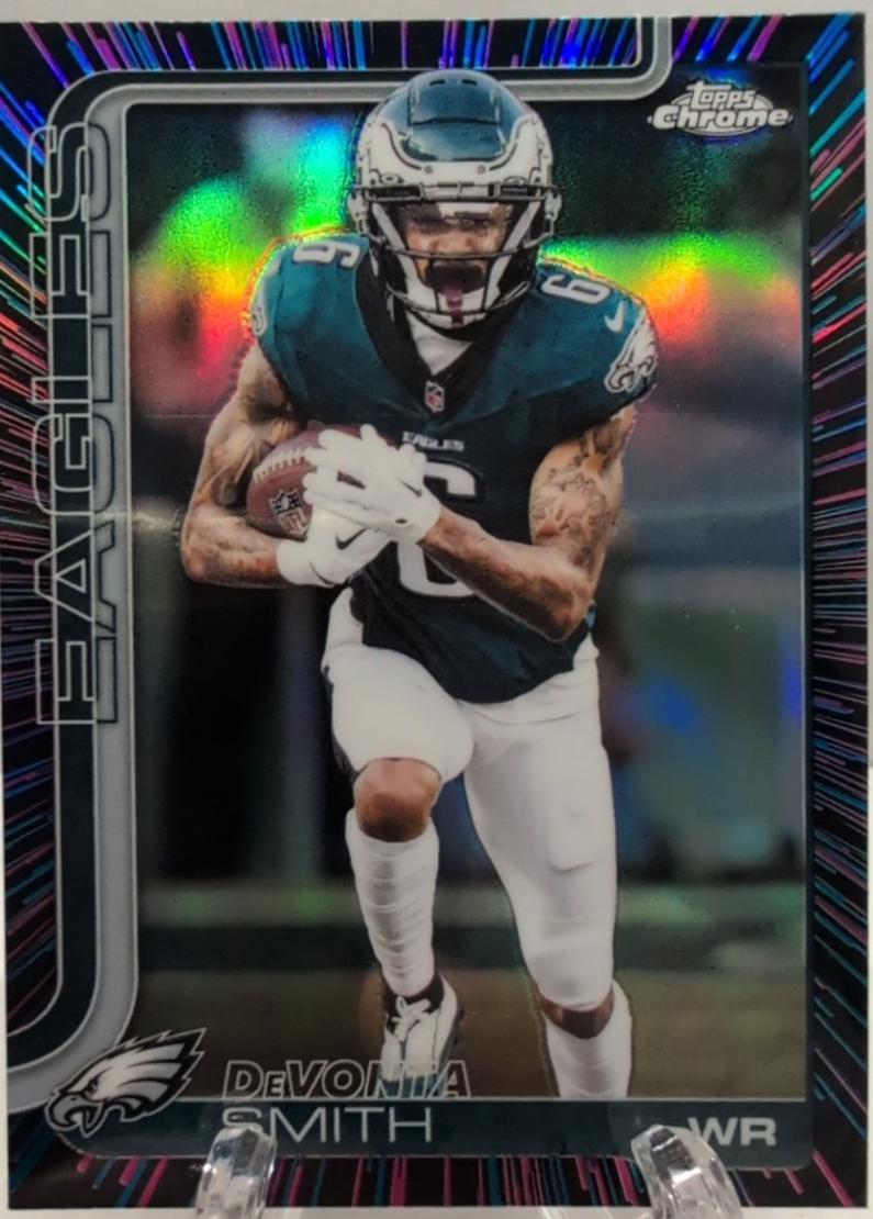 DeVonta Smith [Neon Pulse Refractor] #244
