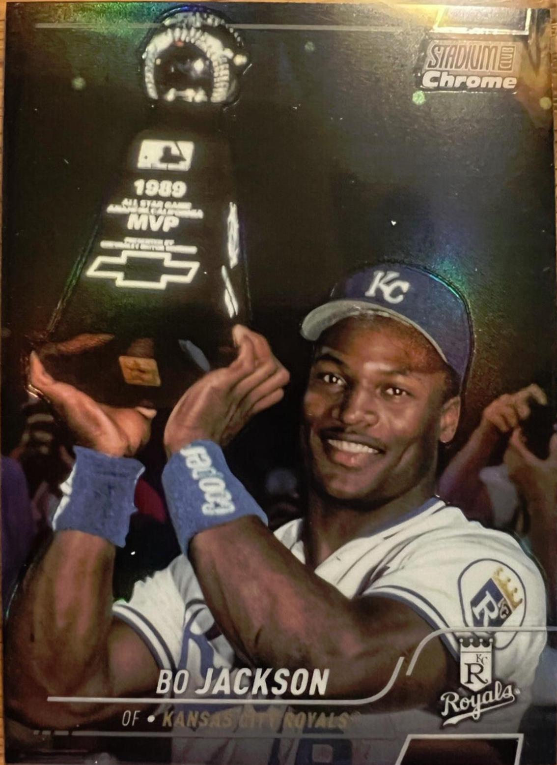 Bo Jackson [Chrome Autograph] #95