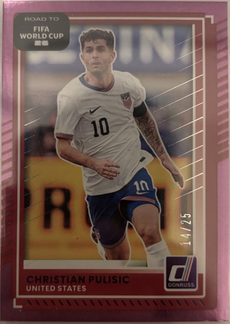 Christian Pulisic [Pink Diamond] #25