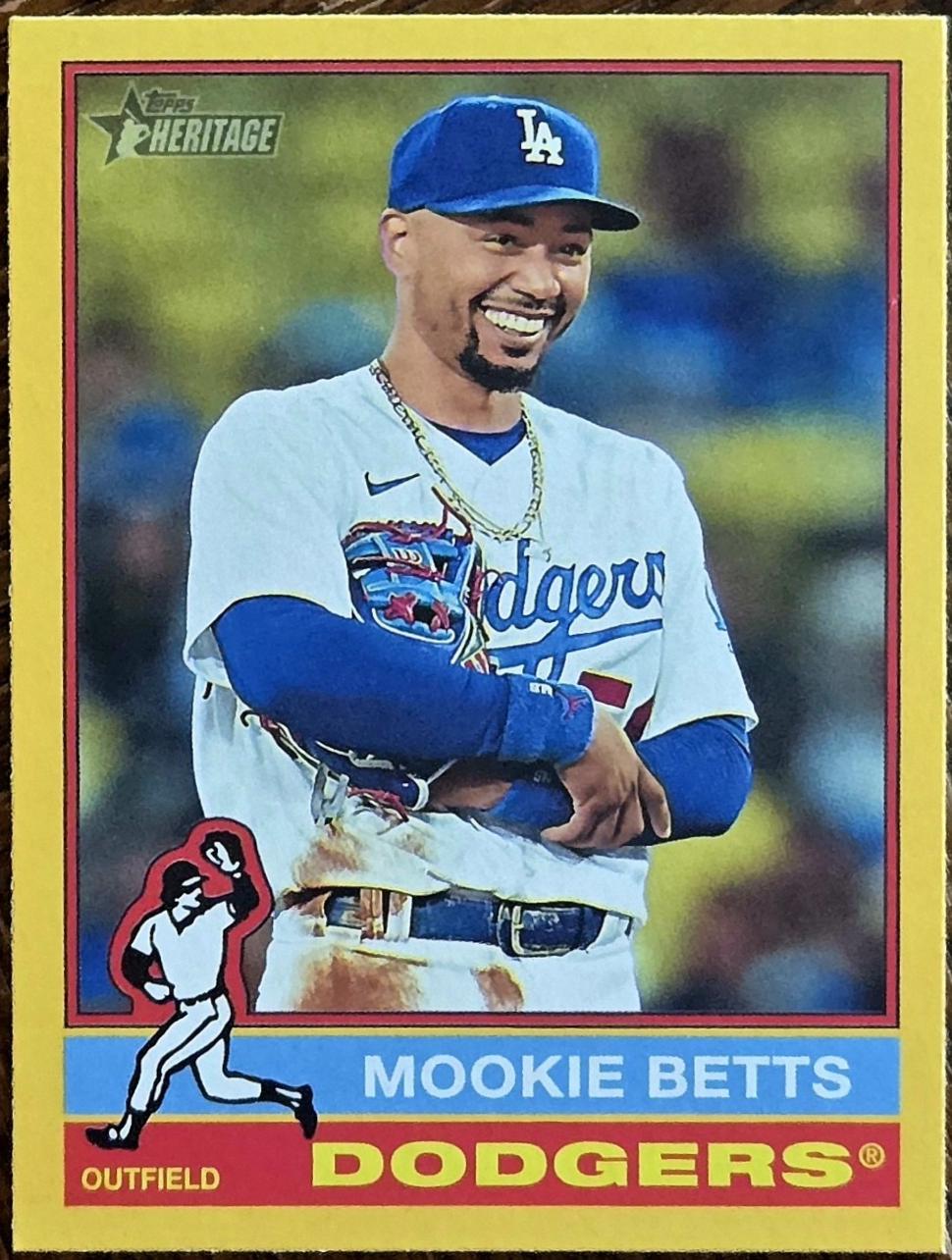 Mookie Betts [Yellow Border] #487