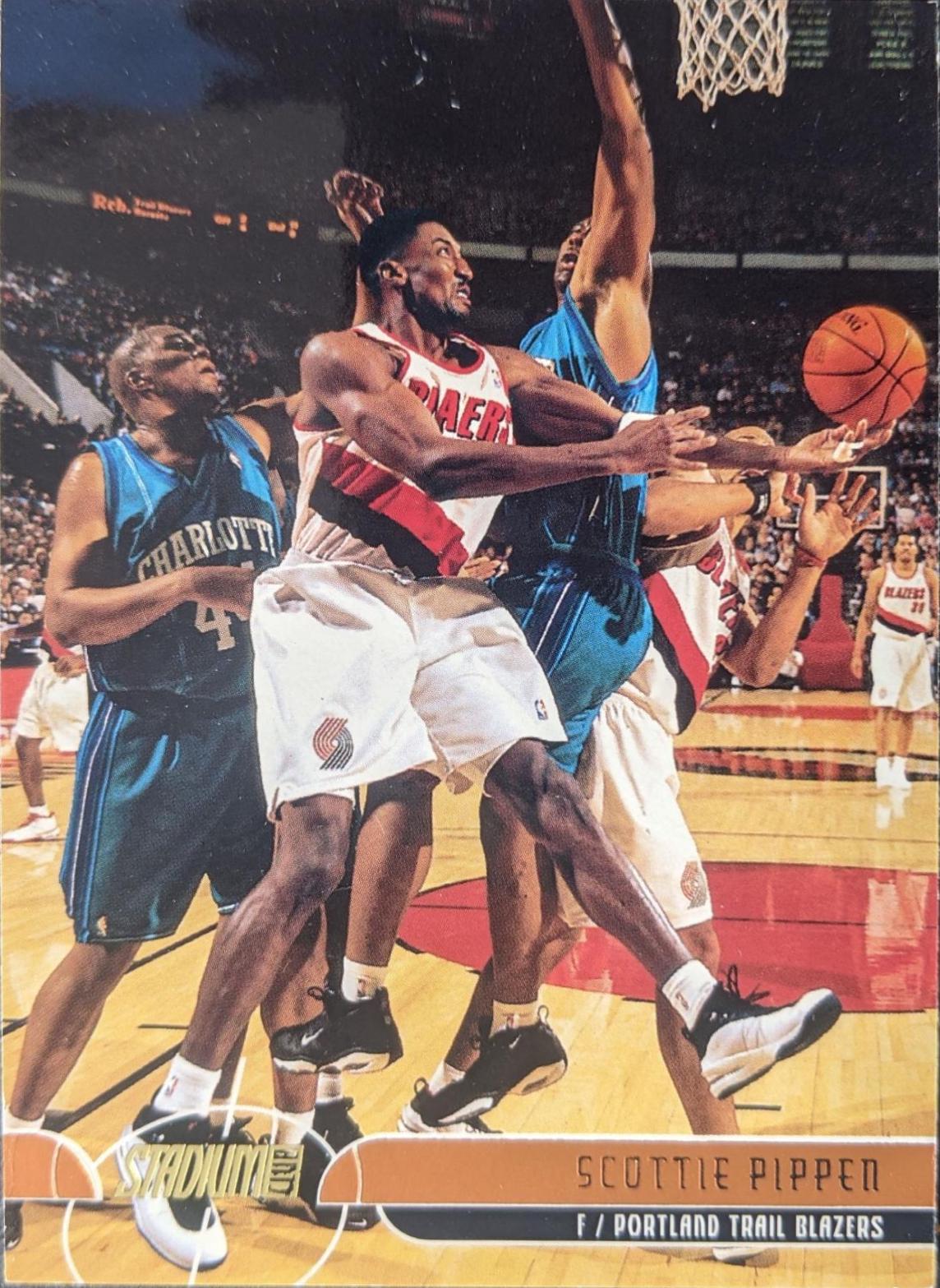 Scottie Pippen #26 Basketball Cards 2001 Stadium Club