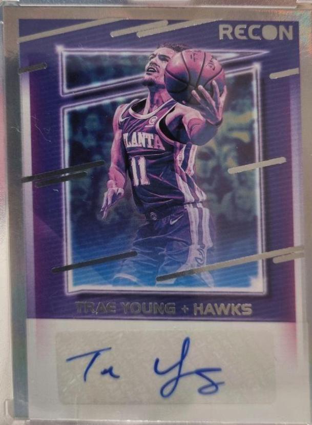 Trae Young #RS-TRY Basketball Cards 2020 Panini Recon Signatures