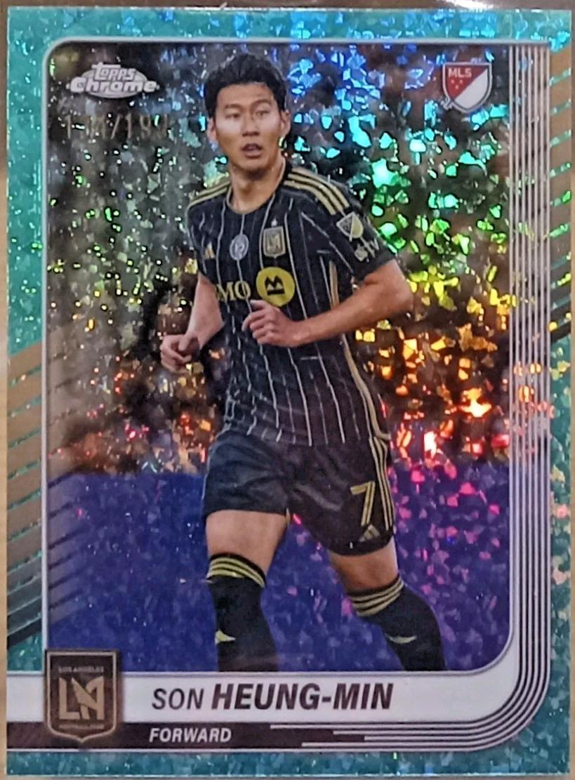 Son Heung-Min [Aqua Mini-Diamonds Refractor] #68
