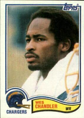 Wes Chandler #228 Football Cards 1982 Topps