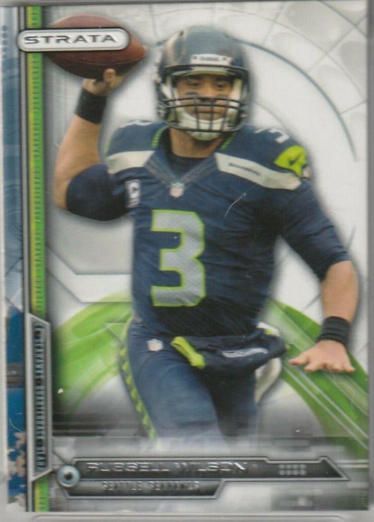 Russell Wilson #8 Football Cards 2014 Topps Strata