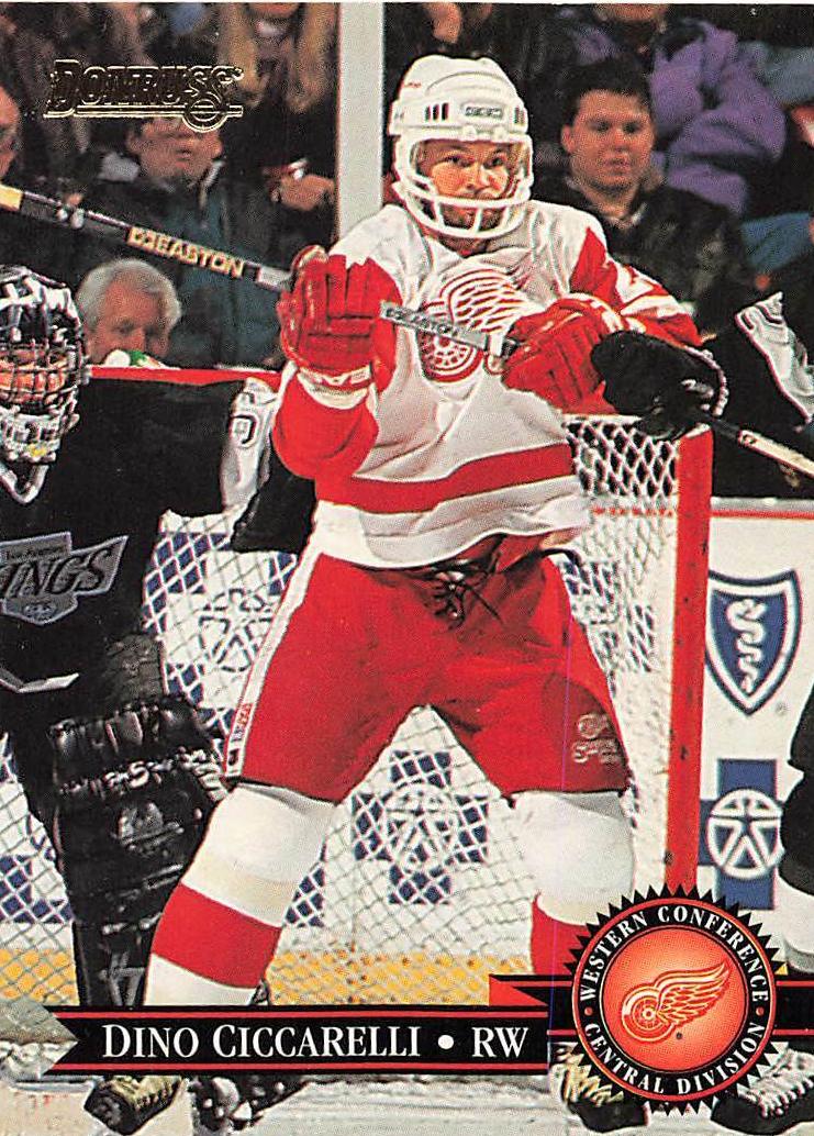 Dino Ciccarelli #30 Hockey Cards 1995 Donruss