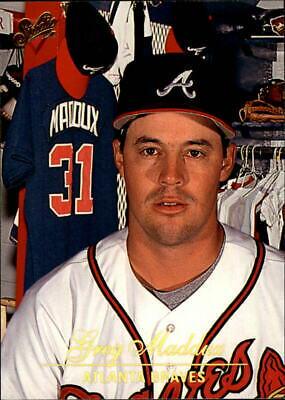 Greg Maddux #39 Baseball Cards 1994 Studio