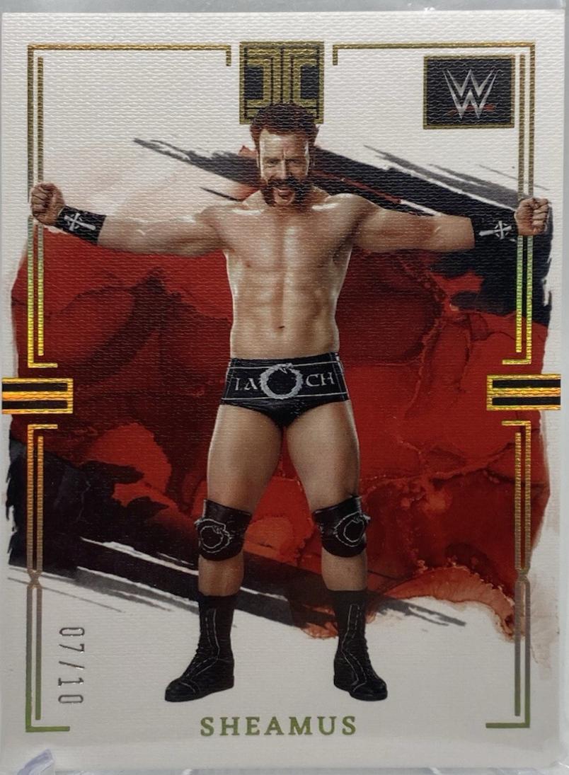 Sheamus [Holo Gold] #30